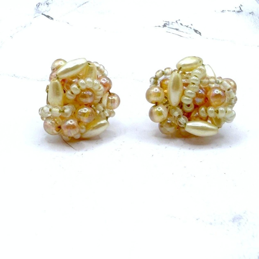 Vintage Pink Pearl Cluster Stud Earrings Gold Tone 5/8" Bridal Jewelry